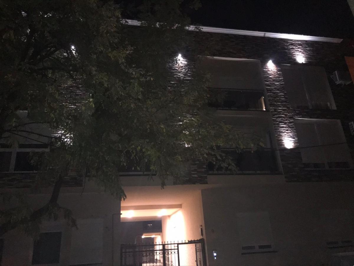 Apartman Santorini نوفي ساد المظهر الخارجي الصورة